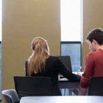 Mulheres pagam preço alto por “cidadania acadêmica” 2