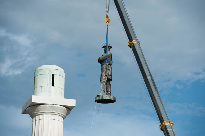 The-Confederate-Monument-to-Robert-E.-Lee