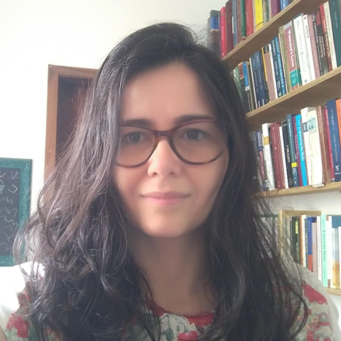 Flávia Varella