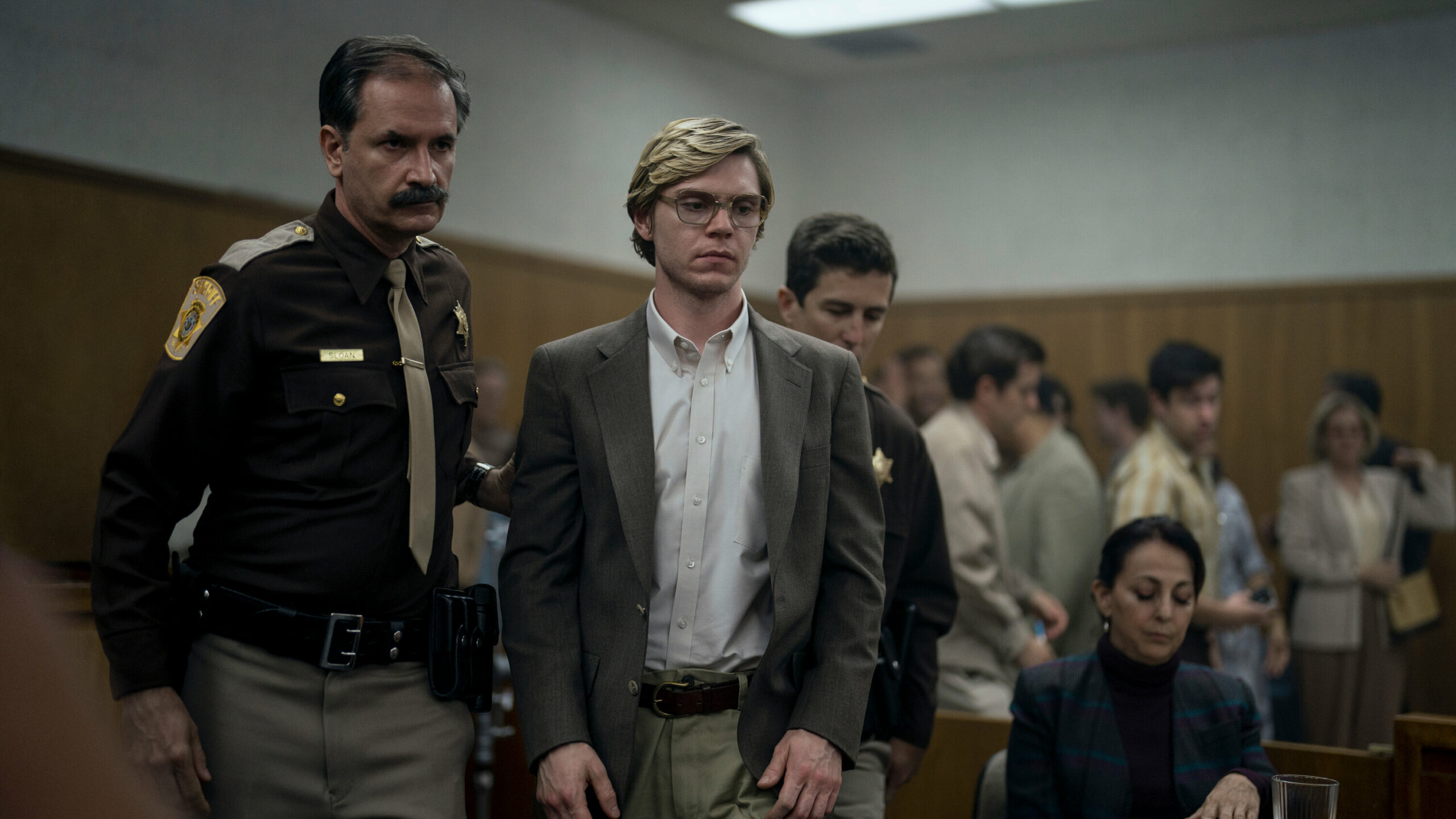 “Dahmer": um olhar sobre os horrores estadunidenses 1