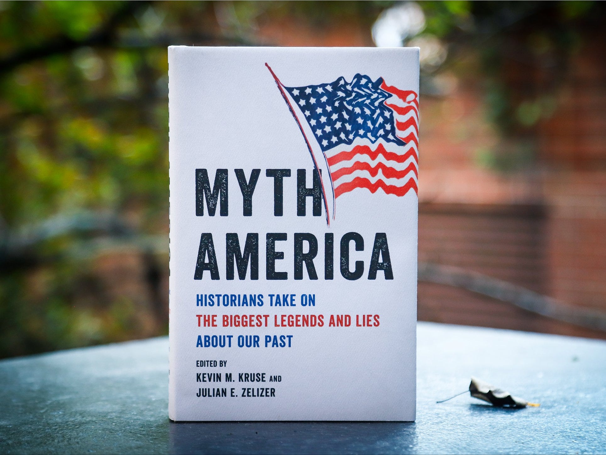 Livro que refuta lendas e mentiras sobre a história dos Estados Unidos chega ao topo dos mais vendidos 1