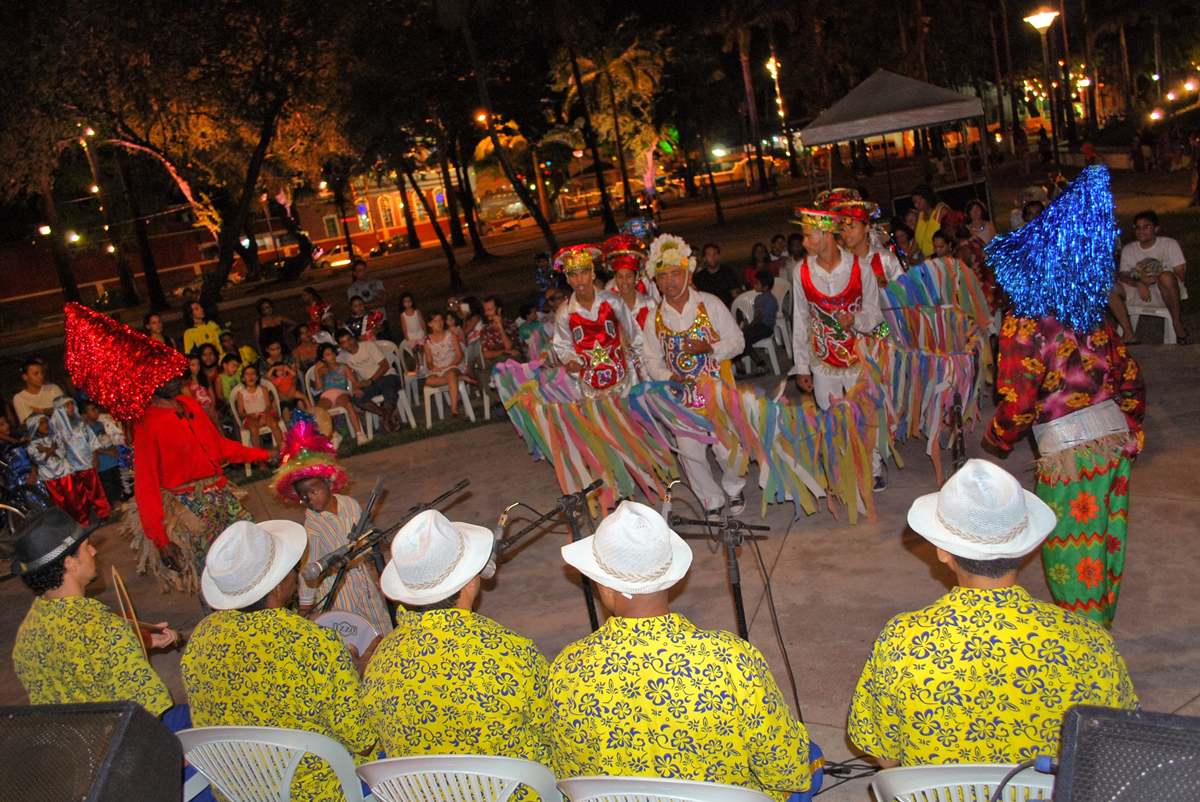 Festa popular é tema de pesquisa histórica em universidade pernambucana 1