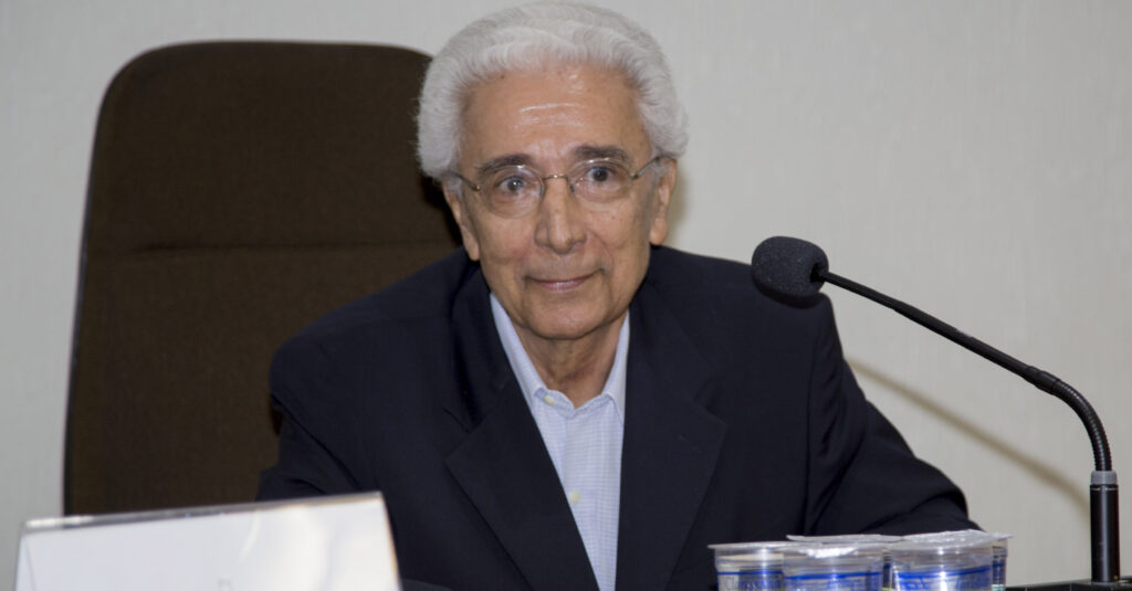 Morre o historiador Fernando Novais, aos 93 anos 2 Morre o historiador Fernando Novais, aos 93 anos 1
